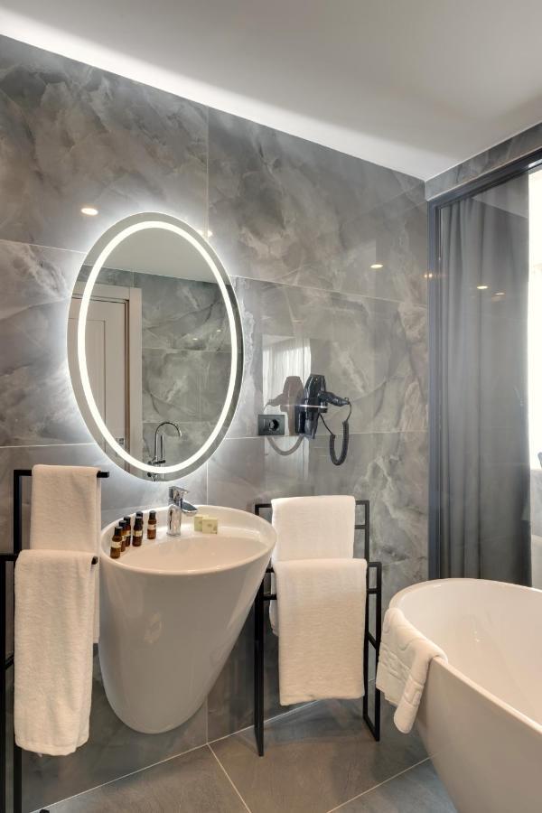 Pera Bosphorus Hotel Istanbul Ngoại thất bức ảnh